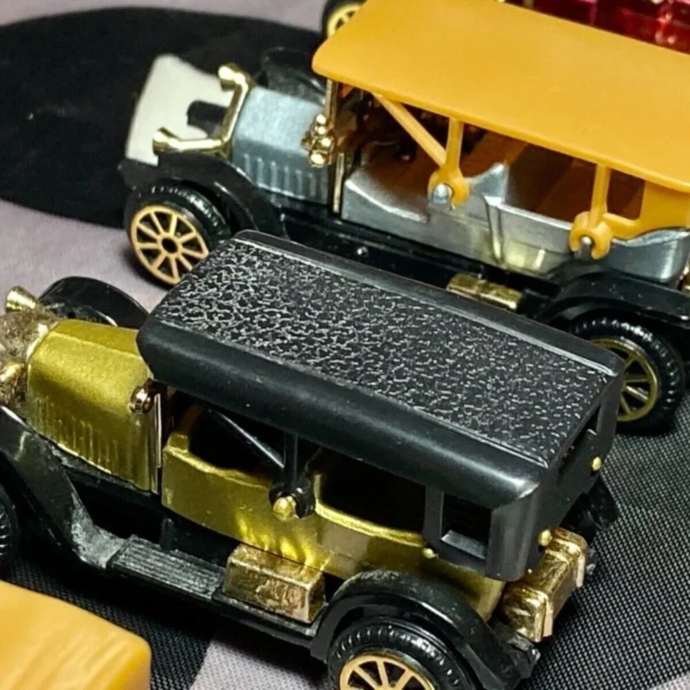 Die-cast‎ 1/64 Scale Collectible Model Toy Cars • Custom Lot Of 9 • EUC